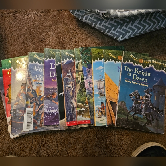 Magic Tree House Series - Picture 2 of 2